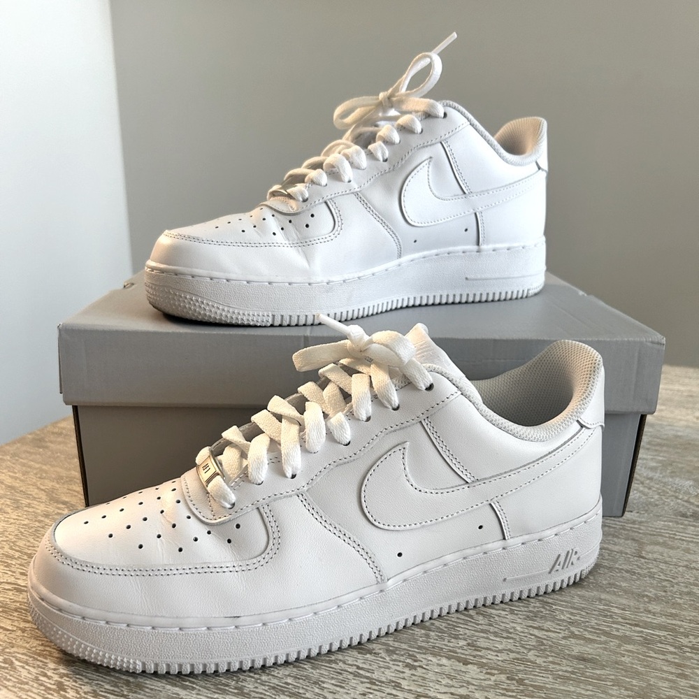 Nike Air Force One White Size 10 good condition Only Worn Twice